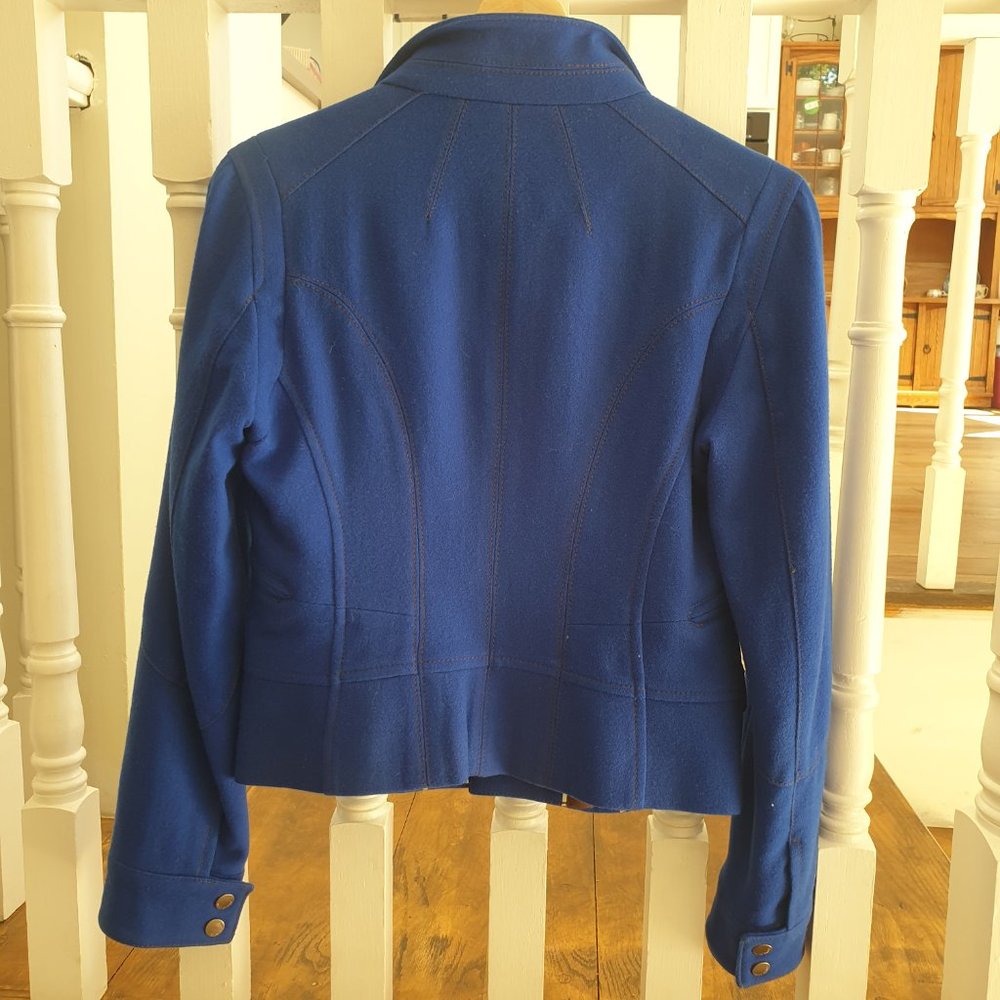 Jacket - Picture 12 of 15